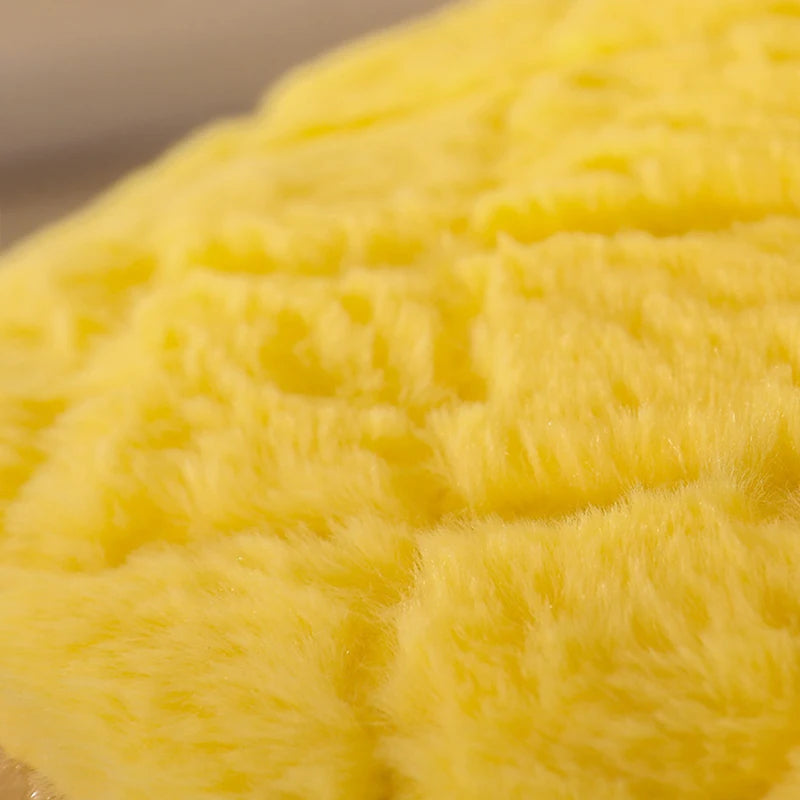 Pineapple-Shaped Plush Cat Bed A0377